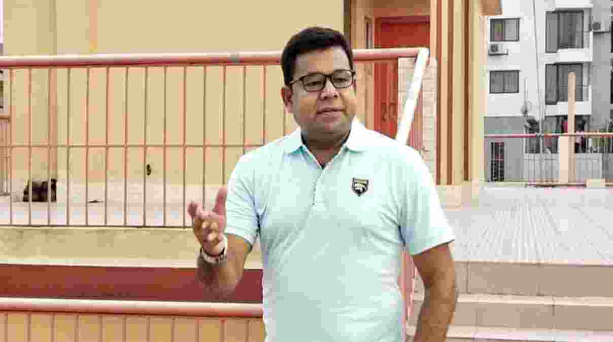 পদ থেকে সরে এসেছি, বিএনপি ছাড়িনি : মনির খান