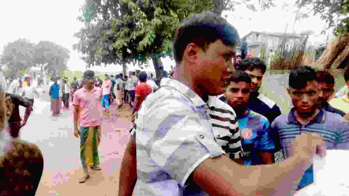 ভারত থেকে ভেসে এলো অ্যাসিডে পোড়ানো ২ বাংলাদেশীর লাশ