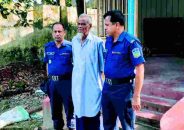 শতবর্ষী নারীকে উত্যক্তের অভিযোগে ৭৫ বয়স বয়েসী বৃদ্ধ গ্রেপ্তার