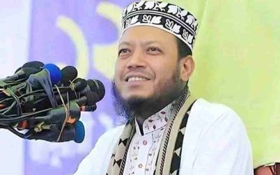তিনদিনে ৫০ কোটি টাকার অফার পেয়েছি: আমির হামজা