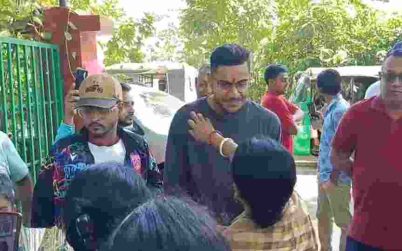 শ্রীমঙ্গলে নিজ বাড়িতে গিয়ে উচ্ছ্বসিত শমিত, বরণ করে নিতে মানুষের ঢল