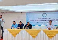 অবৈধ মোবাইল বিক্রি দেশীয় শিল্পকে ধ্বংস করছে