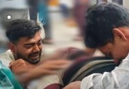 খুলনায় হেঁটে এসে মাথায় পিস্তল ঠেকিয়ে গুলি, পড়ে গেলে এলোপাতাড়ি কোপ