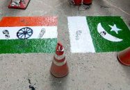 জগন্নাথের প্রবেশপথে এবার পাকিস্তানের পতাকার পাশে আঁকা হলো ভারতের পতাকা