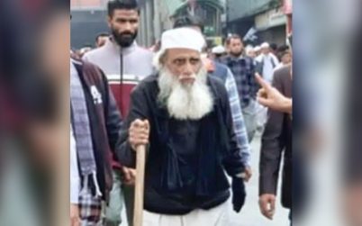 জিয়ার জানাজায় গেছি, খালেদা জিয়ার জানাজায় না আসলে আফসোস থাকত’, ১১০ বছরের বৃদ্ধ আব্দুর রশিদ