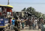 সেনাবাহিনীর গাড়ির সঙ্গে বাসের সংঘর্ষ, নিহত ২