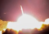 কাতারে যুক্তরাষ্ট্রের বিমানঘাঁটিতে সরাসরি আঘাত হানল ইরানি মিসাইল