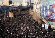 খামেনি হত্যা: ইরানের রাজপথে নেমেছেন লাখ লাখ শোকাহত মানুষ