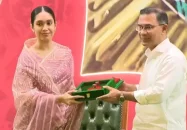 খালেদা জিয়ার পক্ষে (মরণোত্তর) স্বাধীনতা পুরস্কার গ্রহণ করলেন নাতনি জাইমা রহমান