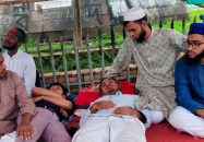 জুলাই সনদ ও গণভোটের রায় বাস্তবায়নের দাবিতে আমরণ অনশনে বসেছেন ঢাবির ২ শিক্ষার্থী