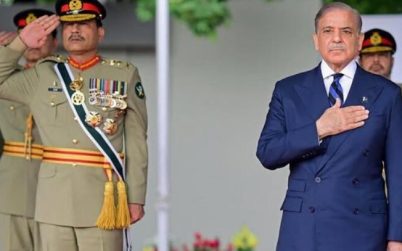 এবার পাকিস্তানের প্রধানমন্ত্রী ও সেনাপ্রধানকে নোবেল দেওয়ার দাবি!