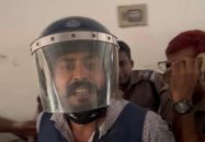 ‘পুলিশ হত্যার বিচার চাইব না, আমাকে বাচ্চার কাছে যেতে দিন’