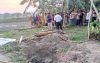 পুকুর পাড়ে মাটি খুঁড়ছিল কুকুর, ভেতর থেকে বেরিয়ে এলো মা-মেয়ের মরদেহ