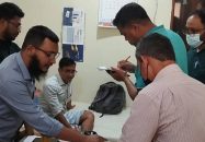 গ্রামবাসীর হামলায় ইউএনও ও ওসিসহ আহত ১৫