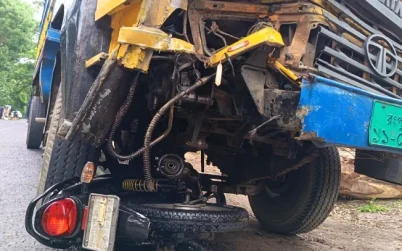 খুলনা-মোংলা মহাসড়কে প্রাণ গেলো ৩ জনের