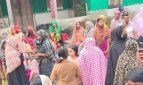 বজ্রপাতে স্মার্টফোনে আগুন, দগ্ধ হয়ে বাবা-মেয়ের মৃত্যু