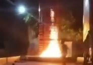 রাতের আধারে জয়বাংলা স্লোগান দিয়ে জুলাই স্মৃতিস্তম্ভে আগুন