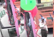 চালুর প্রথম দিনেই পিংক বাসে ধাক্কা, বলাকা বাসকে জরিমানা