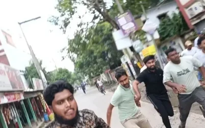 ছাত্রদলের ধাওয়া খেয়ে থানায় আশ্রয় নিলেন শিবিরের নেতা-কর্মীরা