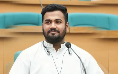 শৌচাগারে যাওয়ার কথা বলে বেরিয়ে চ্যাটজিপিটিতে নকল, শাস্তি পেলেন ডাকসু ও শিবির নেতা