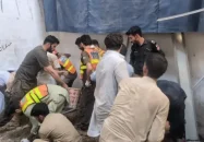 পাকিস্তানে স্কুলের ছাদ ধসে মৃত্যু বেড়ে ৩৪