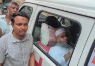 অ্যাম্বুলেন্সে করে আদালতে হাজিরা দিতে এলেন এনসিপির সাবেক নেতা সালাউদ্দিন তানভীর
